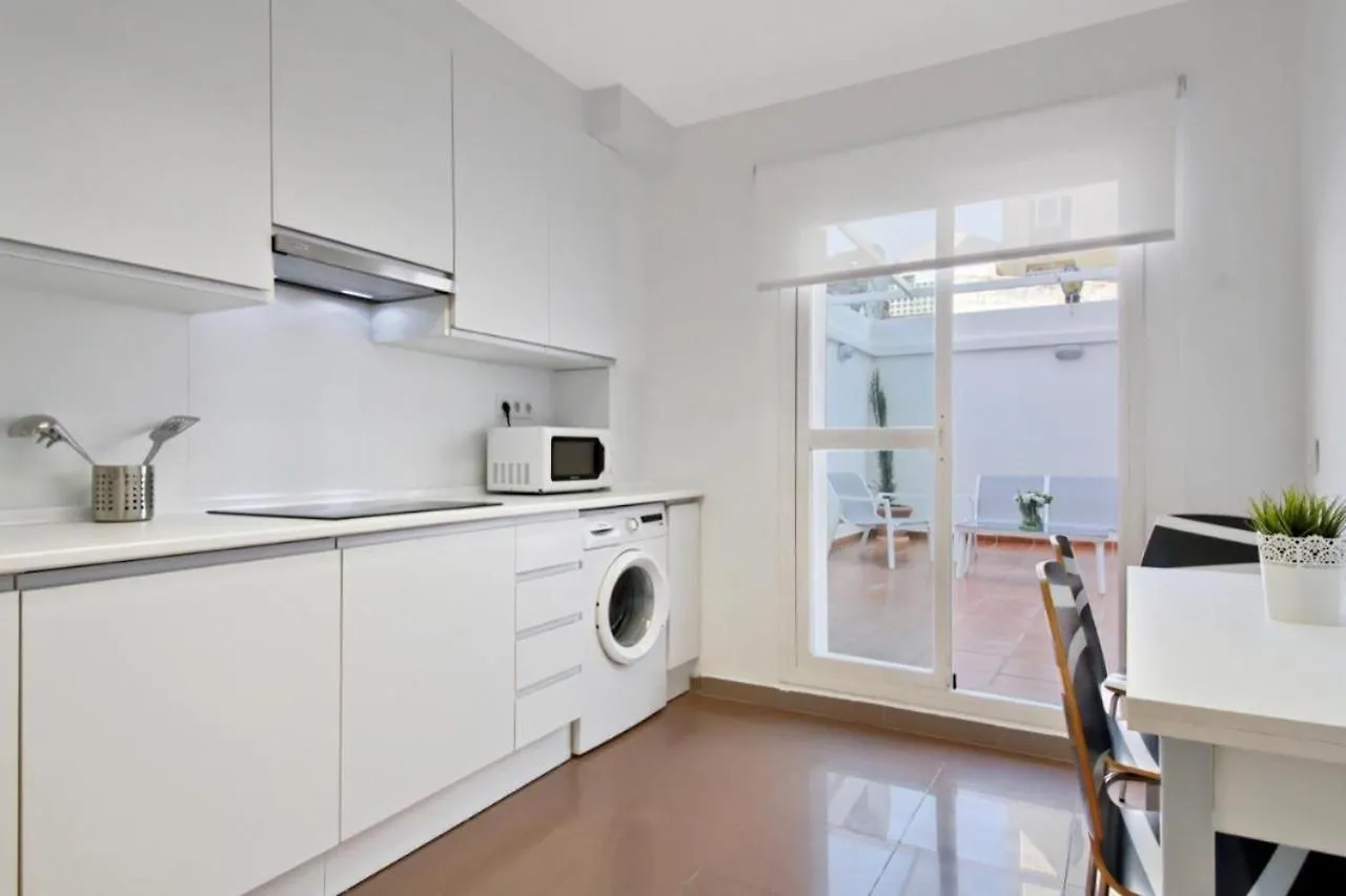 Amplio Piso Con Terraza Apartment Malaga 0*,